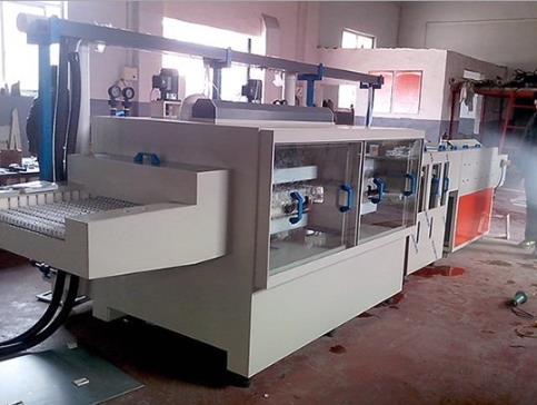 雙面蝕刻機(jī)“焊接，無焊點”